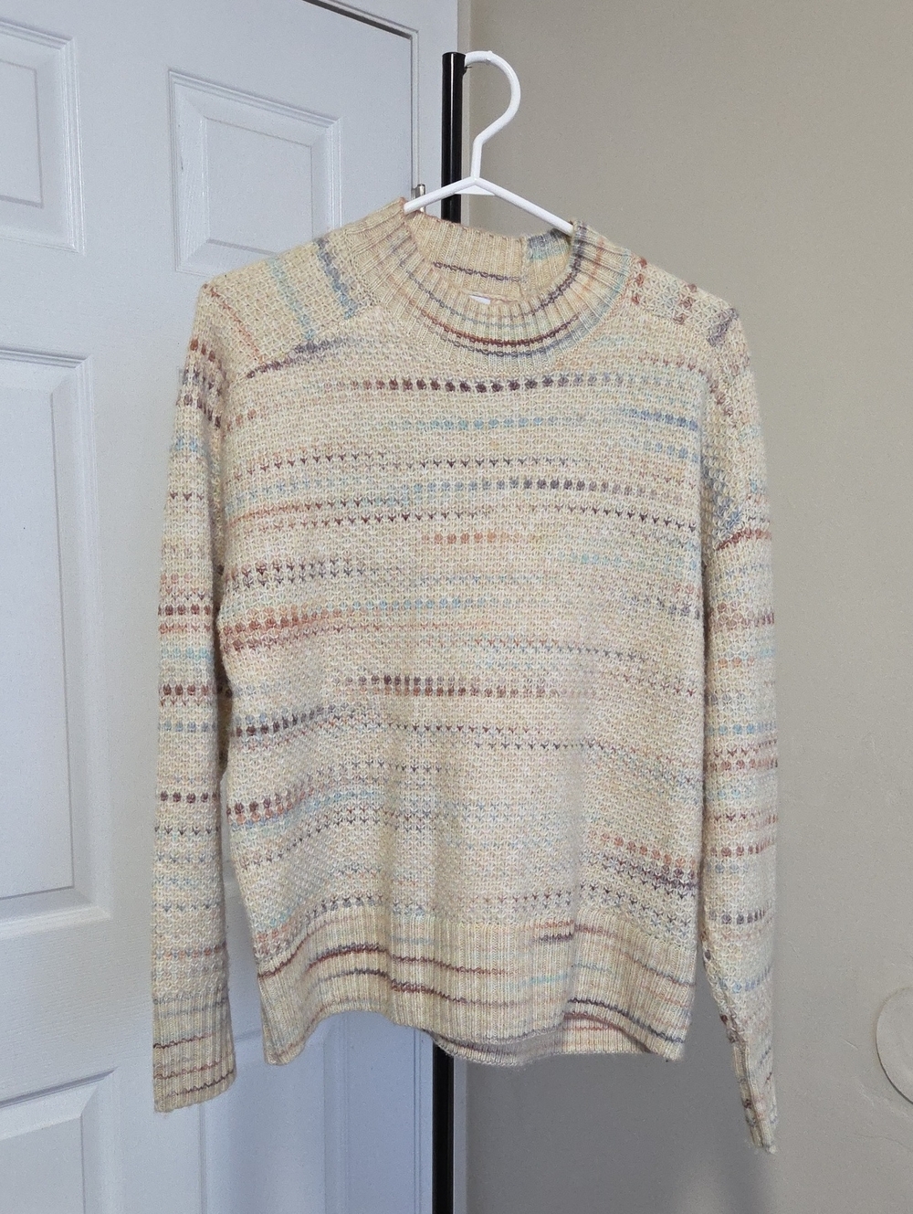 Reitmans Cream Multi-Stripe Crewneck Sweater